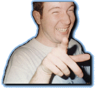 (Bild: Robert zeigt auf die Kamera, 19.1 kB)